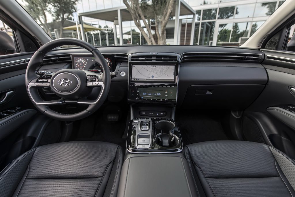 Hyundai Tucson interior