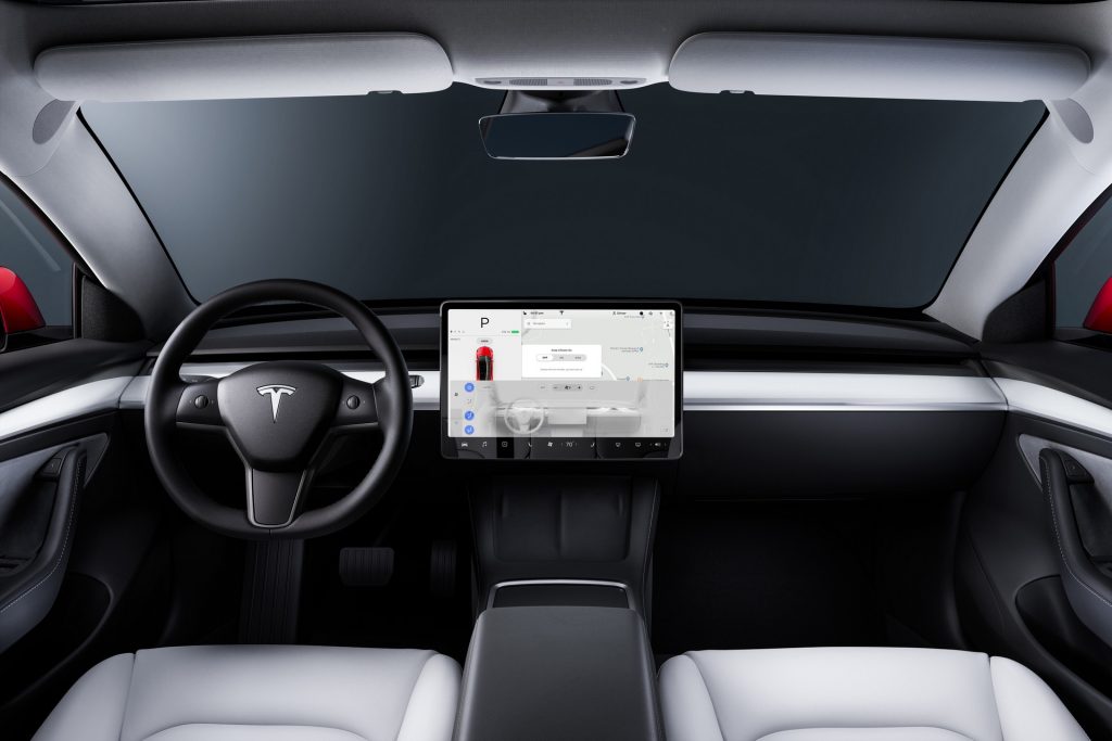 Tesla Model 3 facelift interior