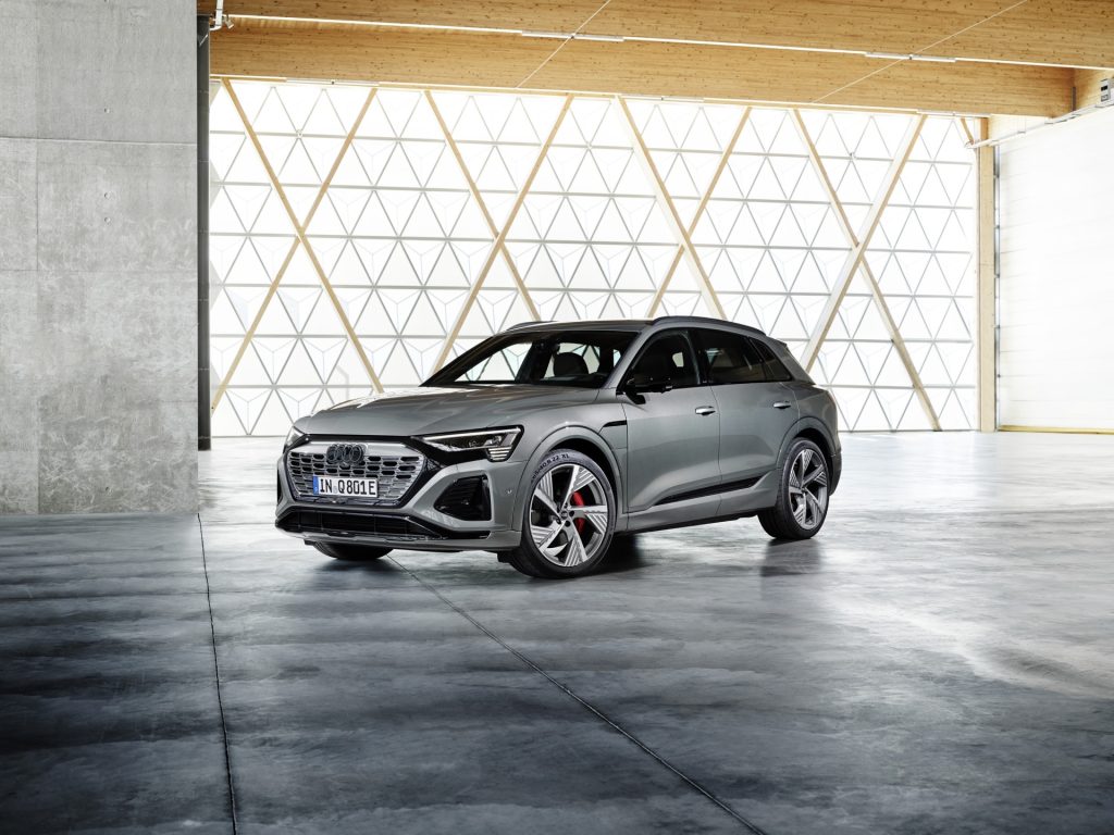 Audi Q8 E-Tron frente 3/4