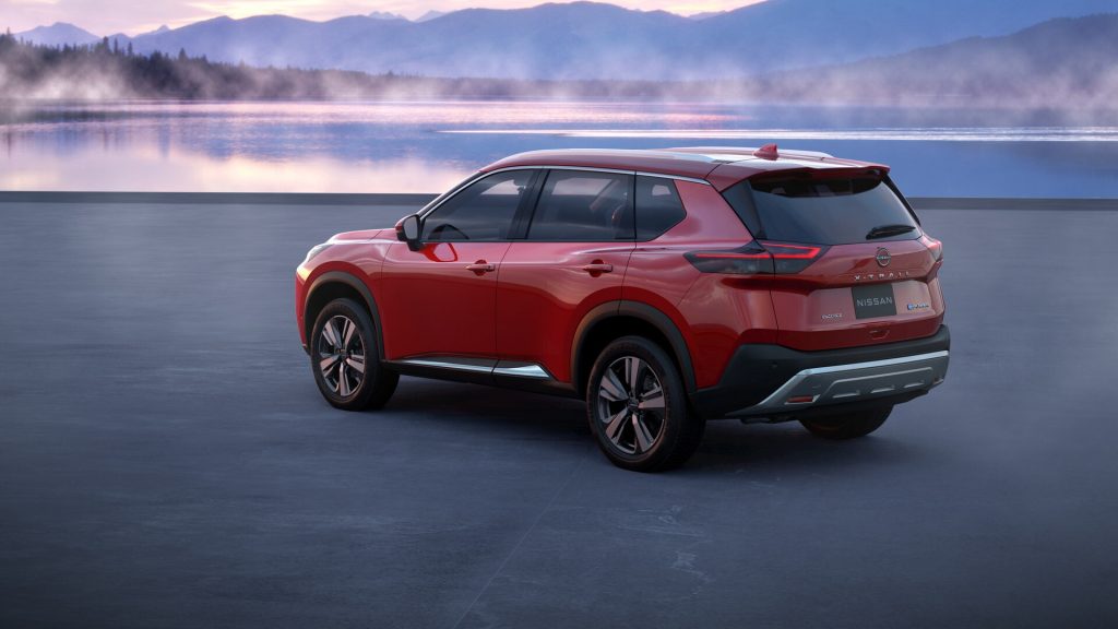 Nissan X-Trail 2023 trasera