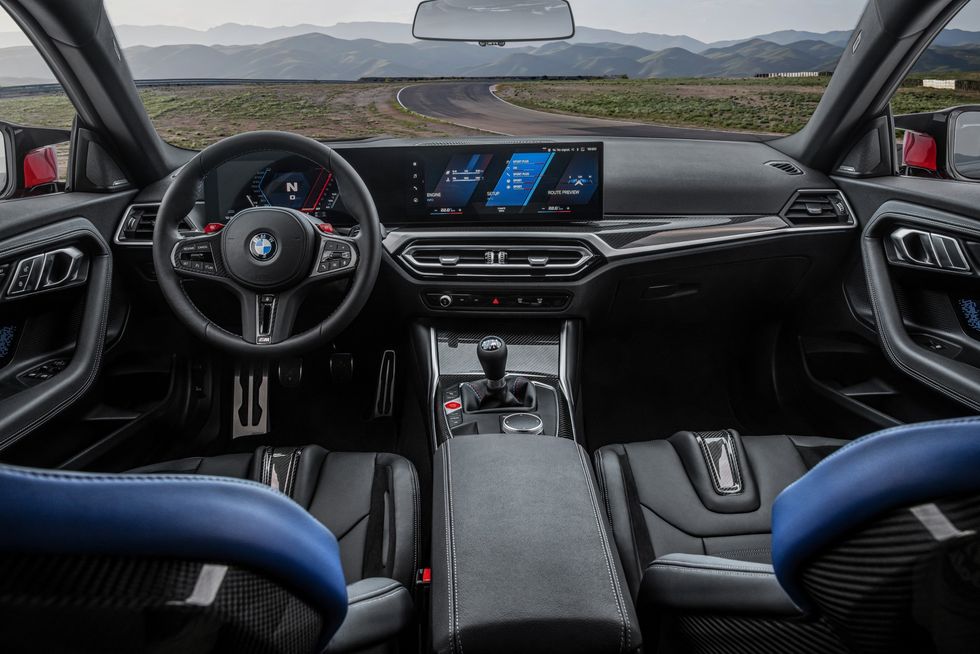 BMW M2 2023 interior