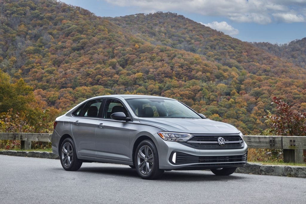 Volkswagen Jetta 2023 frente