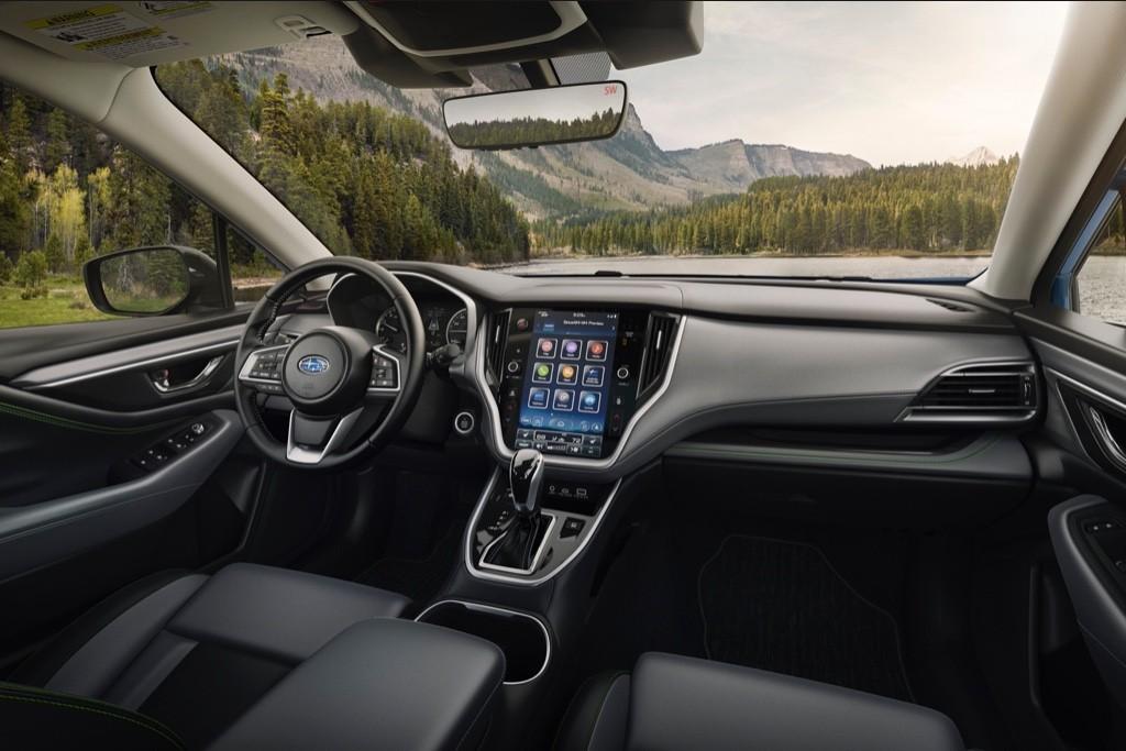 Subaru Outback 2023 interior