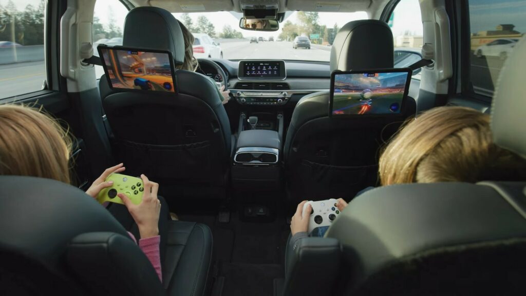 Hyundai Kia videojuegos a bordo