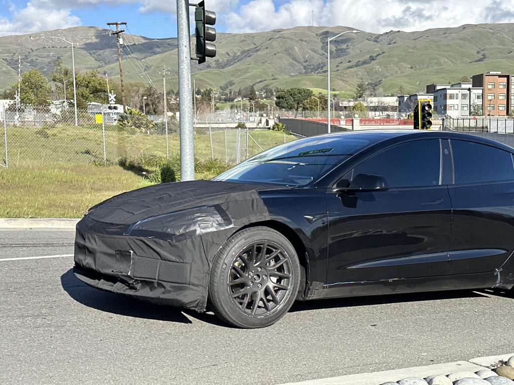 Tesla Model 3 actualización