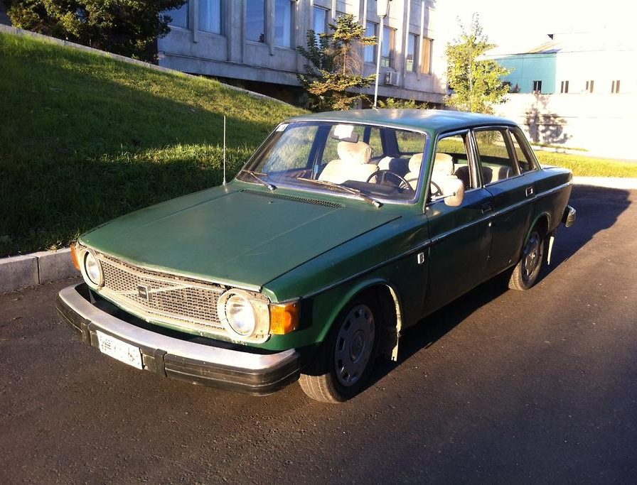 Volvo 144 en Corea del Norte