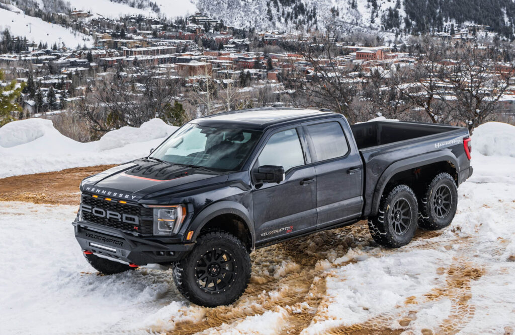 Hennessey VelociRaptor 6x6