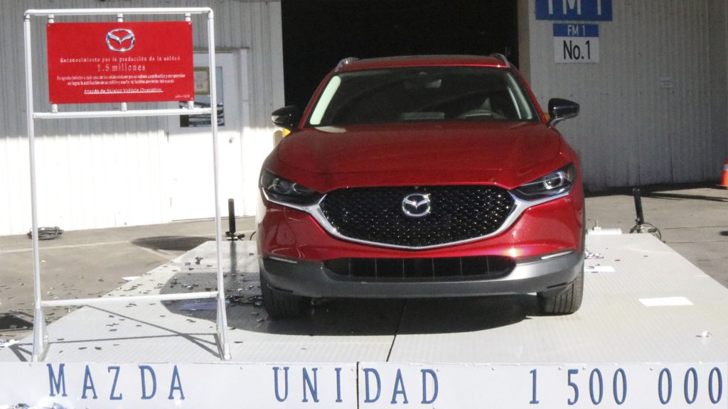 Mazda 1.5 millones