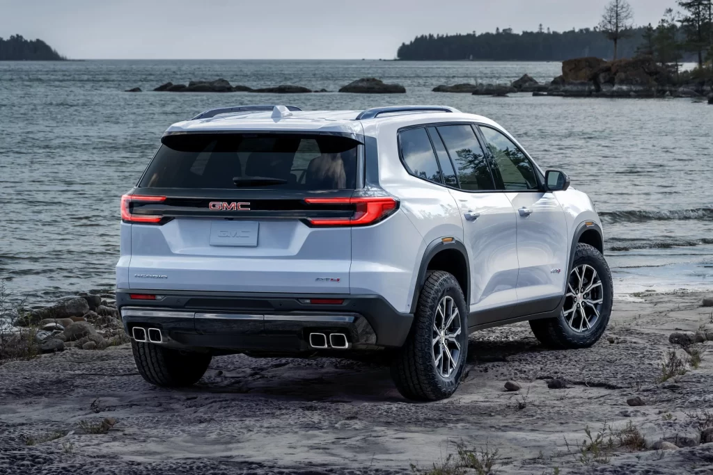 GMC Acadia 2024