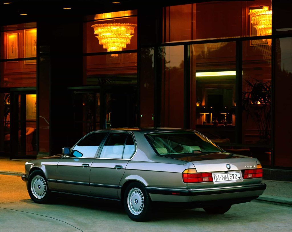 BMW Serie 7 E32 (1986)