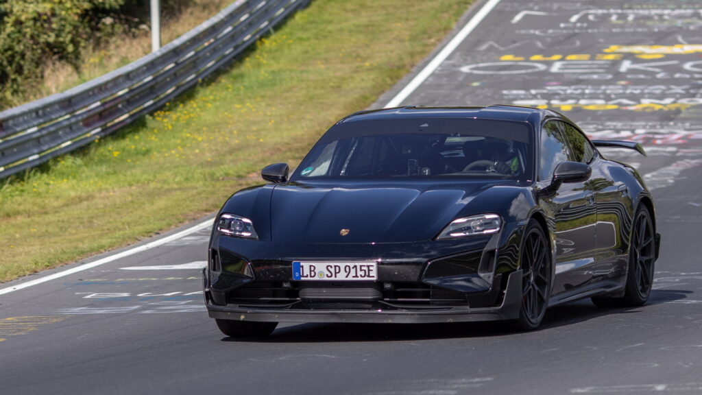 Porsche Taycan en Nürburgring