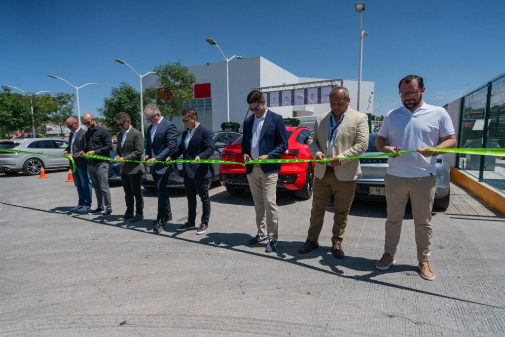 Inauguración del centro de carga de Evergo y el Grupo Volkswagen