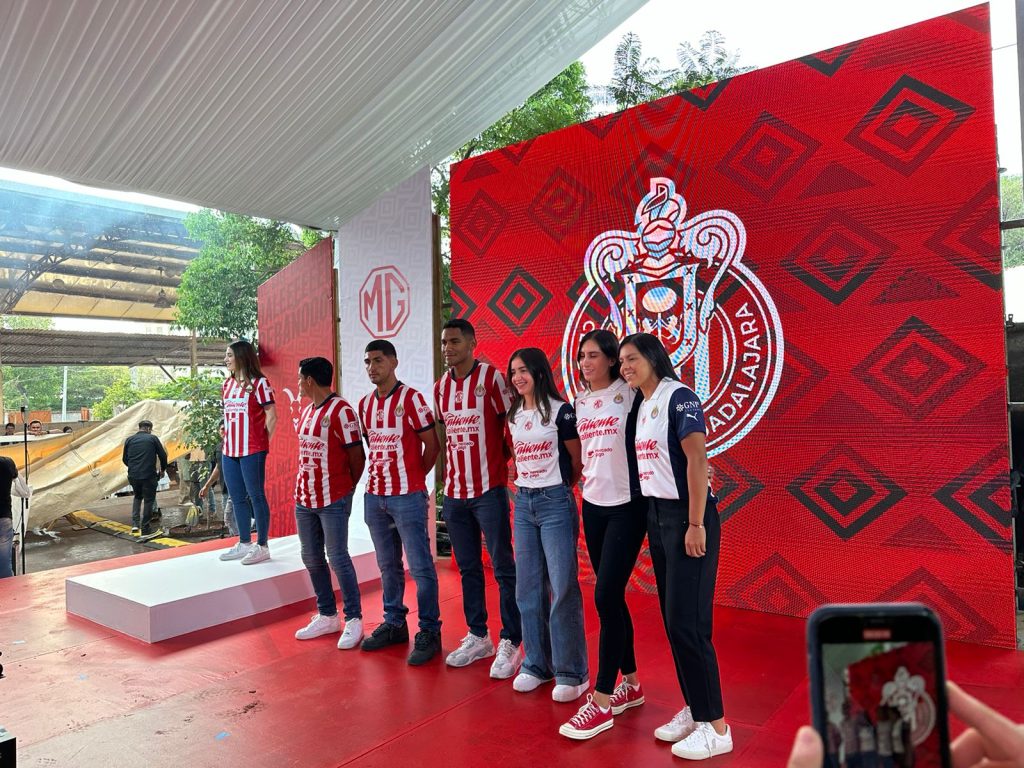 Chivas MG