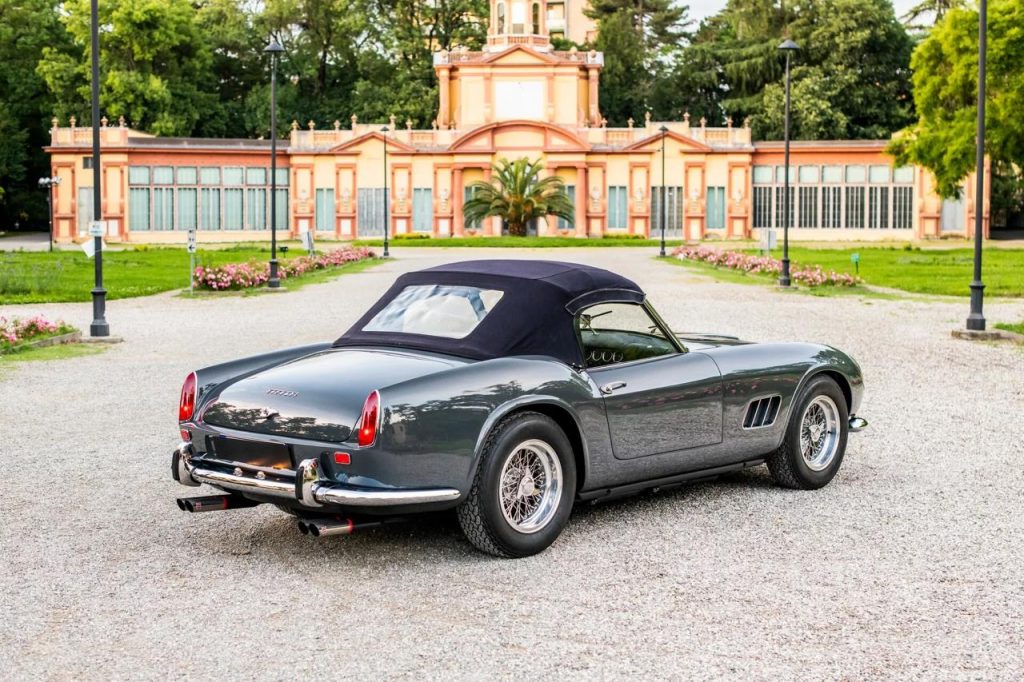 Ferrari 250 GT California