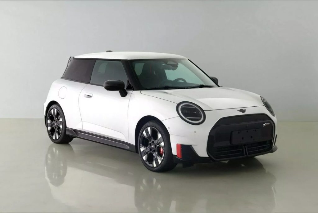 MINI JCW E, con 50 hp menos que la versión a gasolina ¿nada mal no?