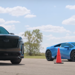 Lamborghini Huracan Evo vs Cadillac Escalade-V