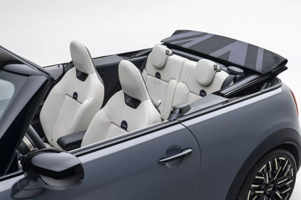 Mini Cooper Convertible 2025