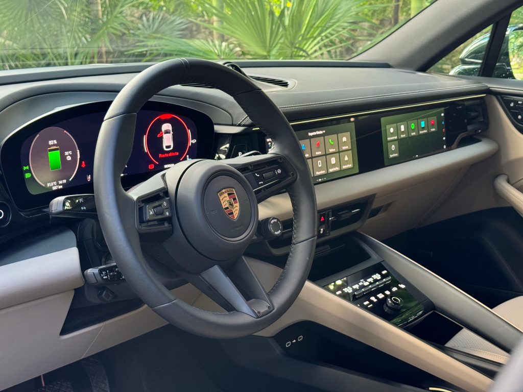 Porsche Macan EV