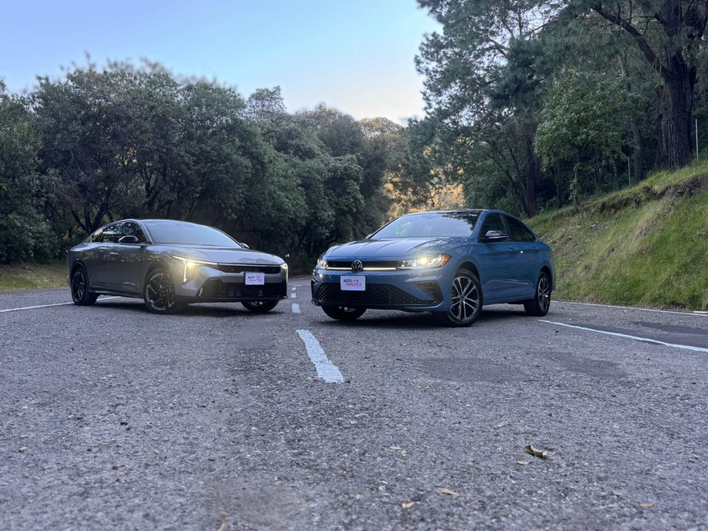 Kia K4 GT-line vs Volkswagen Jetta Sportline