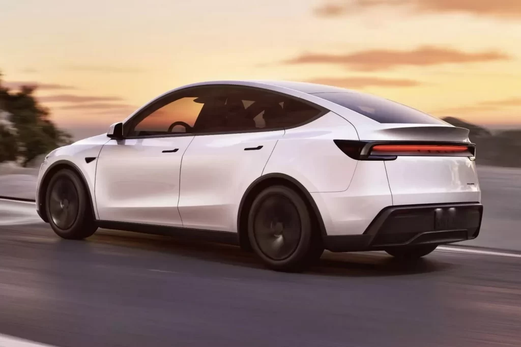 Tesla Model Y 2025