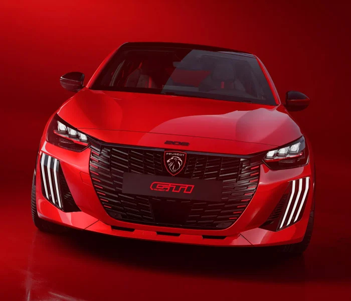 Peugeot e-208 GTI