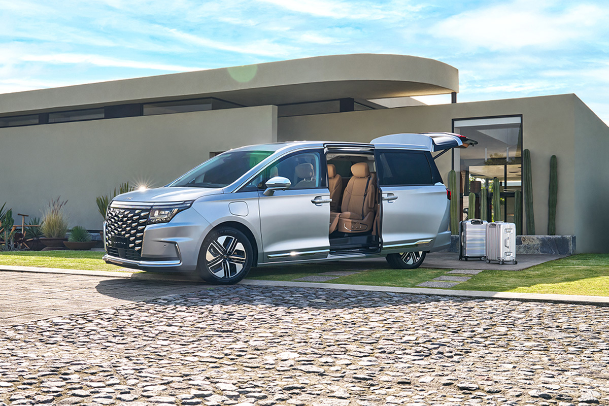 JAC 6 PHEV y JAC Traveler PHEV