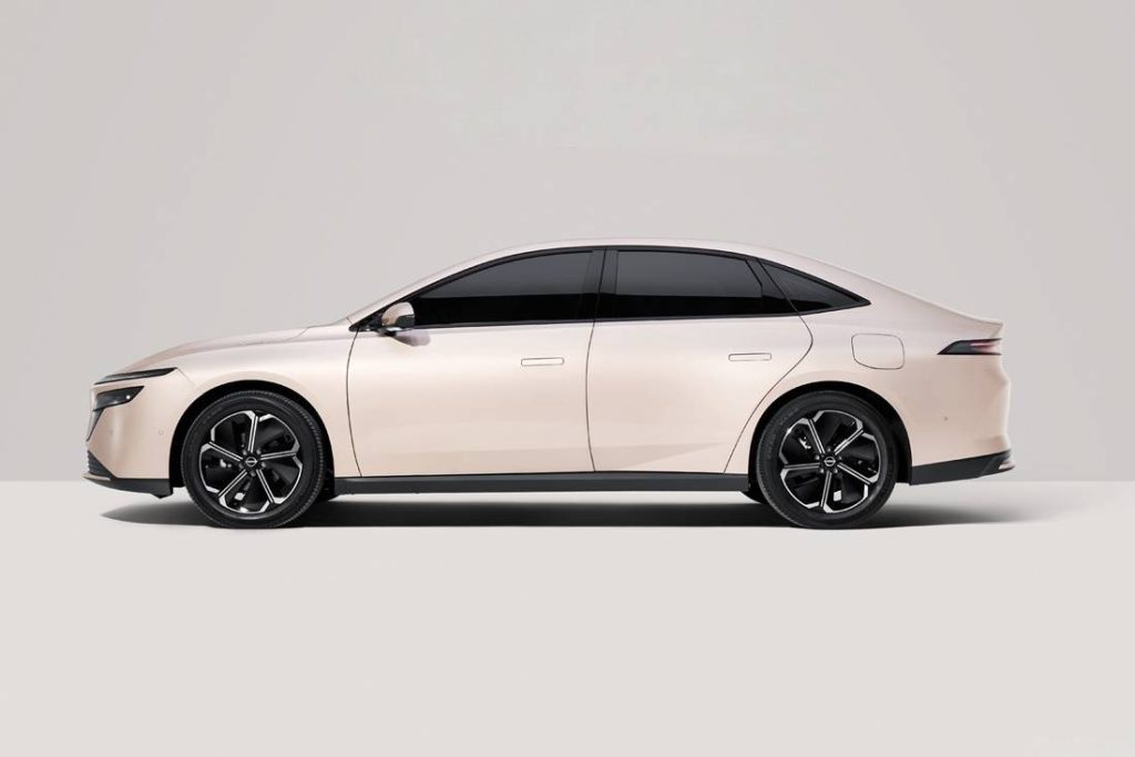 Nissan N6
