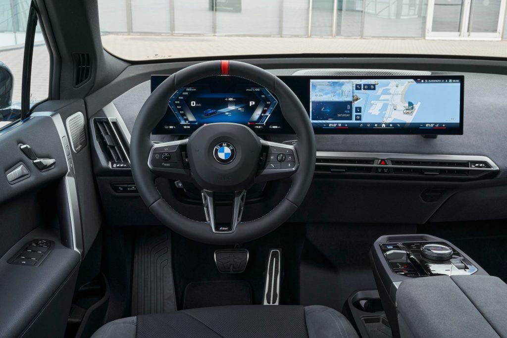 BMW iX