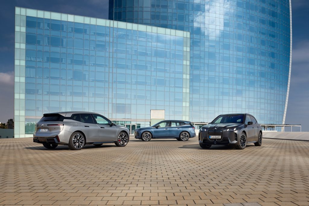 BMW iX