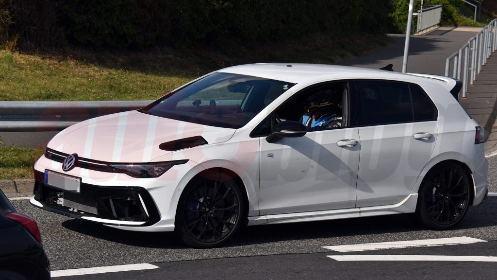 Volkswagen Golf R 2027