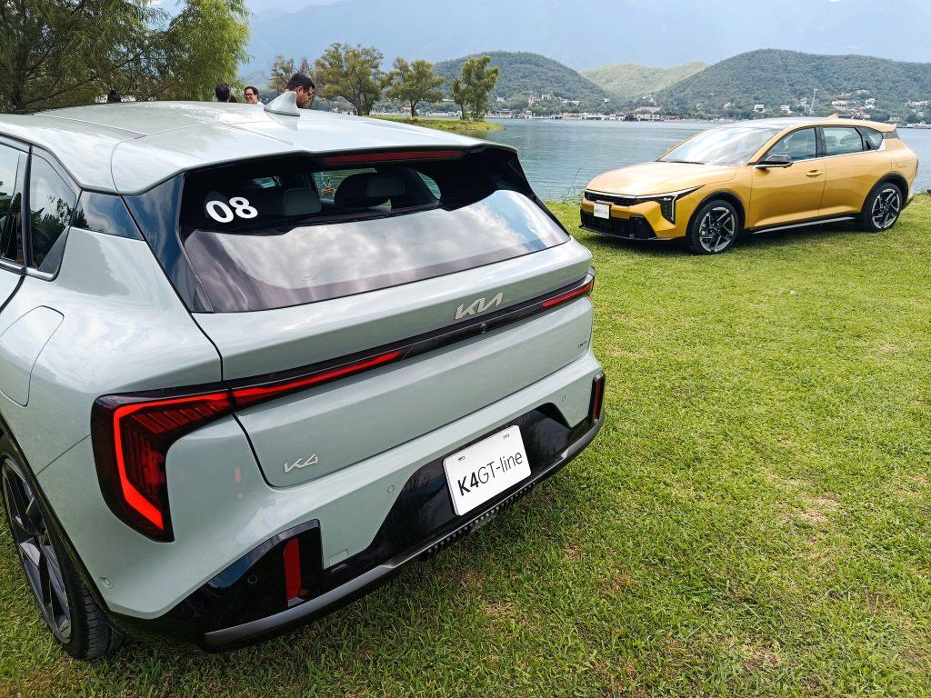 Kia K4 Hatchback