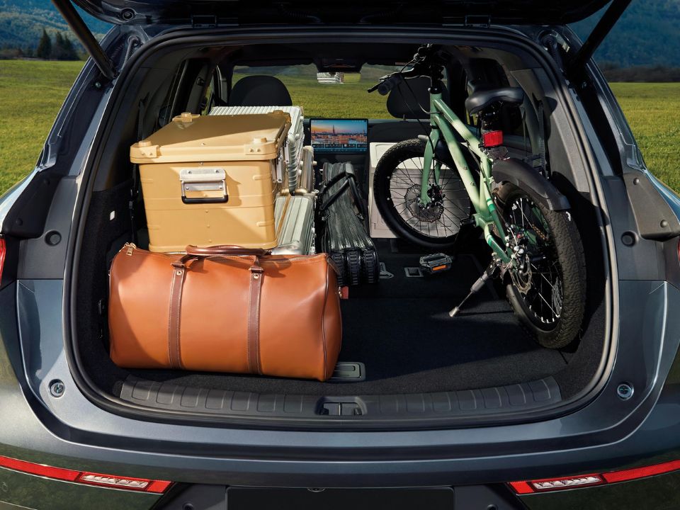 BYD ATTO 8 PHEV 2026