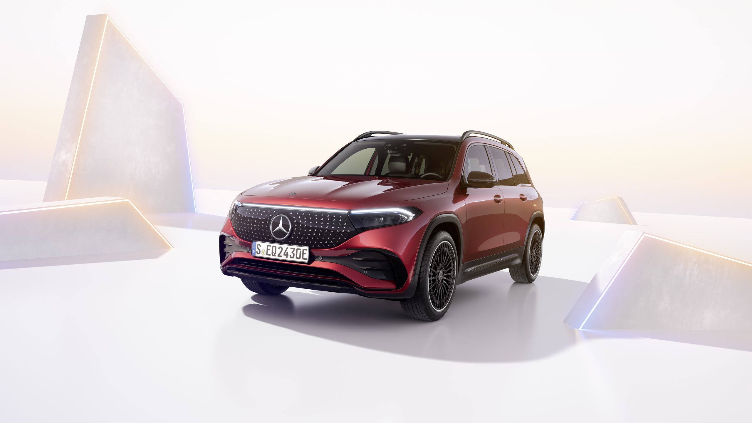 Mercedes Benz EQB