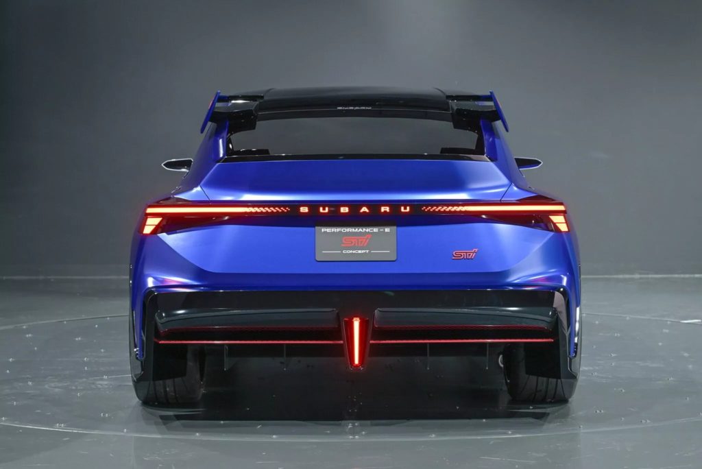 Subaru STI Concept E y B