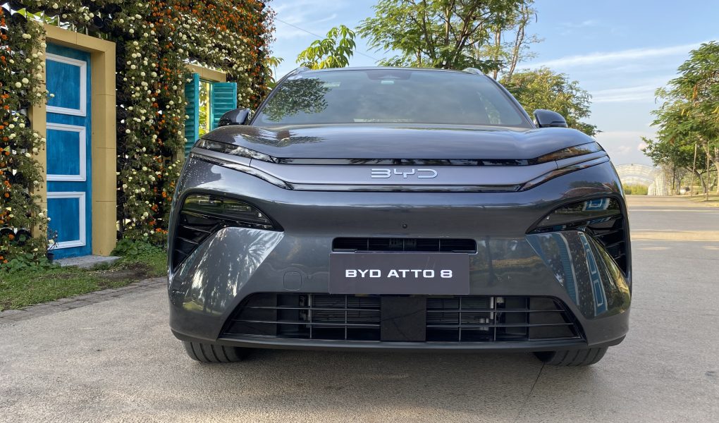BYD Atto 8