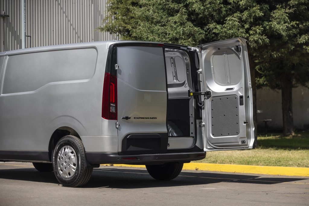 Chevrolet Express Max EV 2026