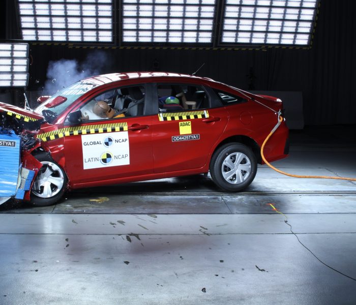 Toyota Yaris Sedán latin NCAP