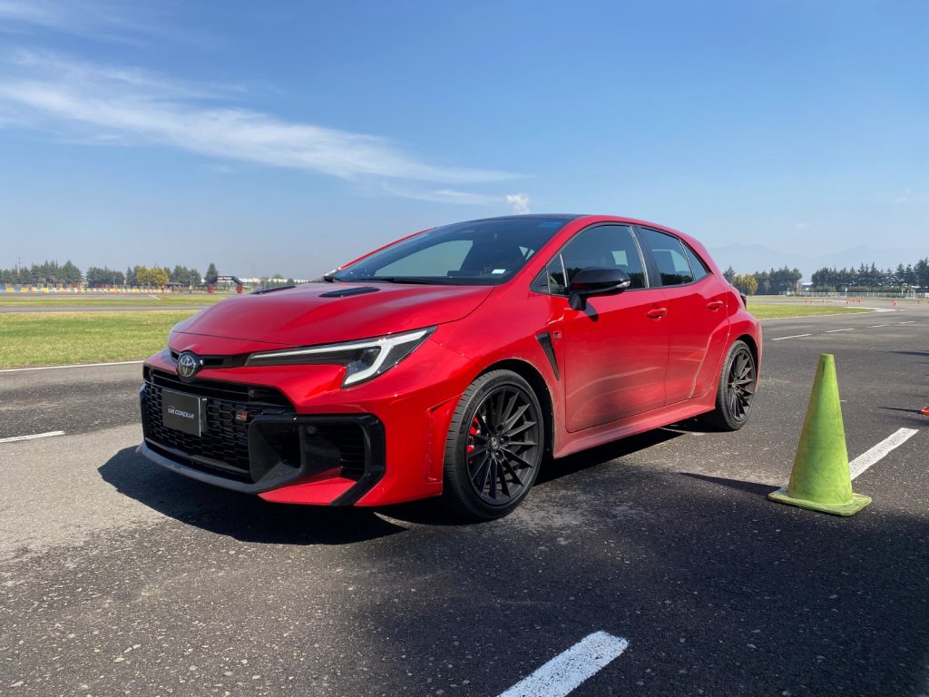 Corolla GR 02