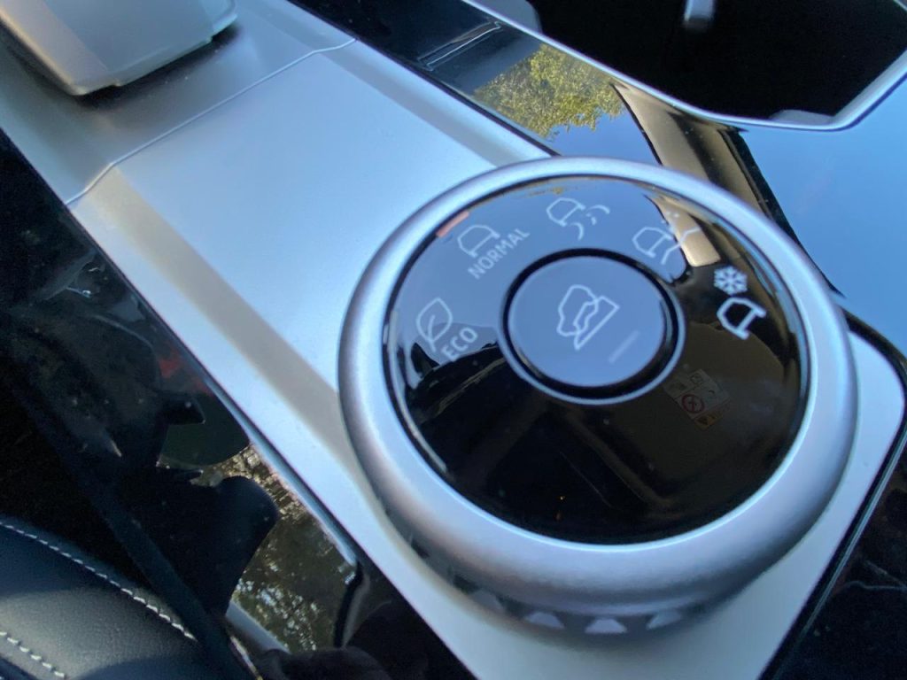 MITSUBISHI OUTLANDER GAS 012