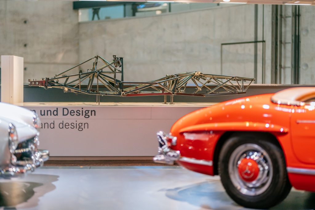 Mercedes Alas de gaviota 05