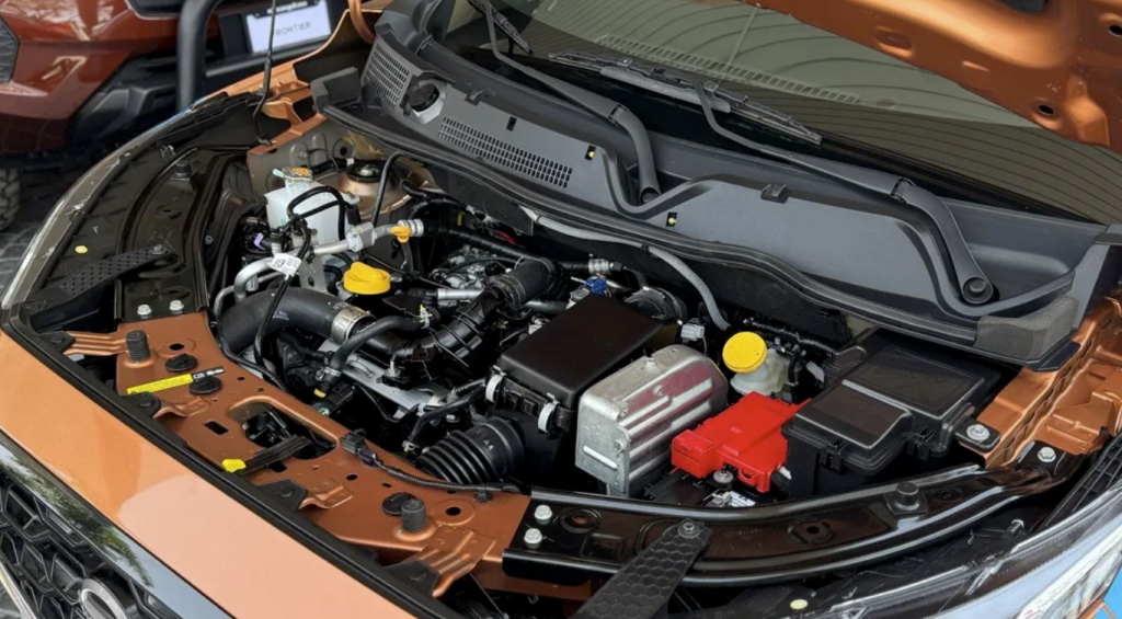 Nissan Magnite motor