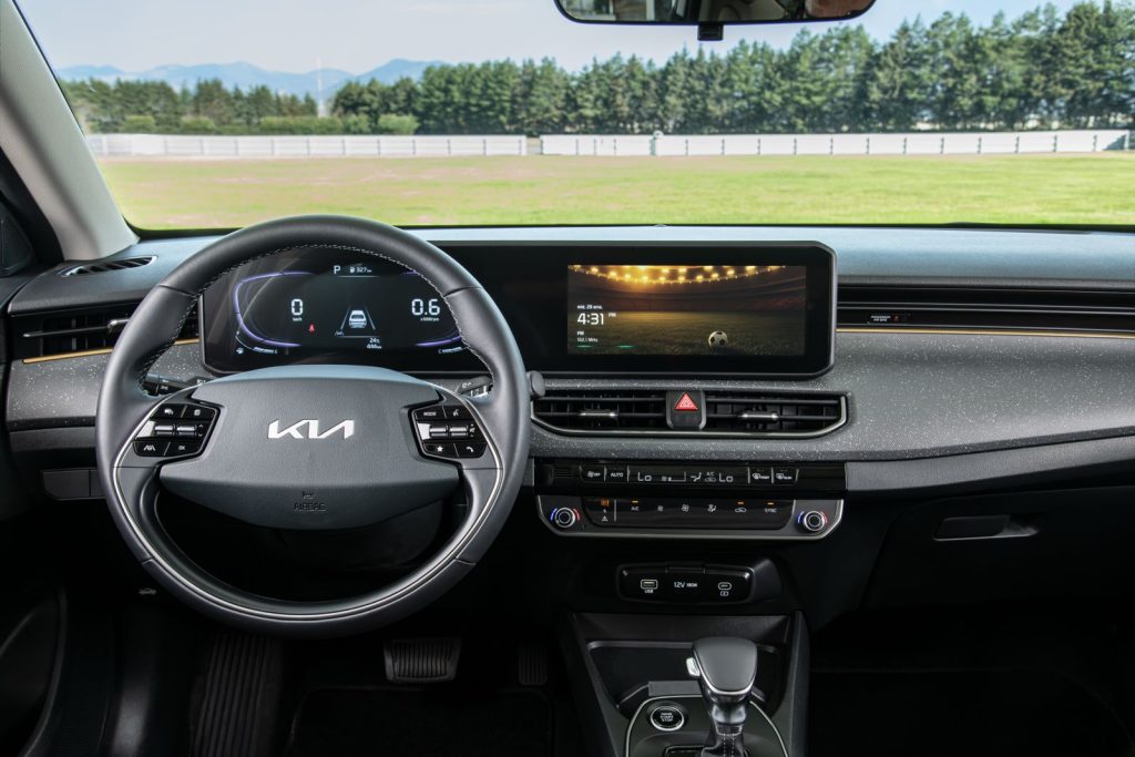 kia K3 fifa edition 01