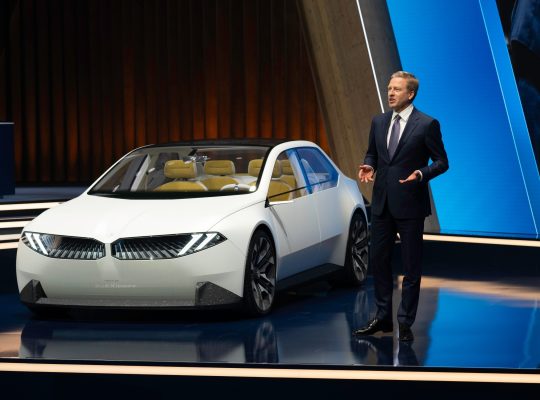 oliver Zipse world car 04