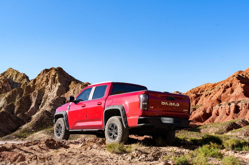 JMC New Grand Avenue Pro 02