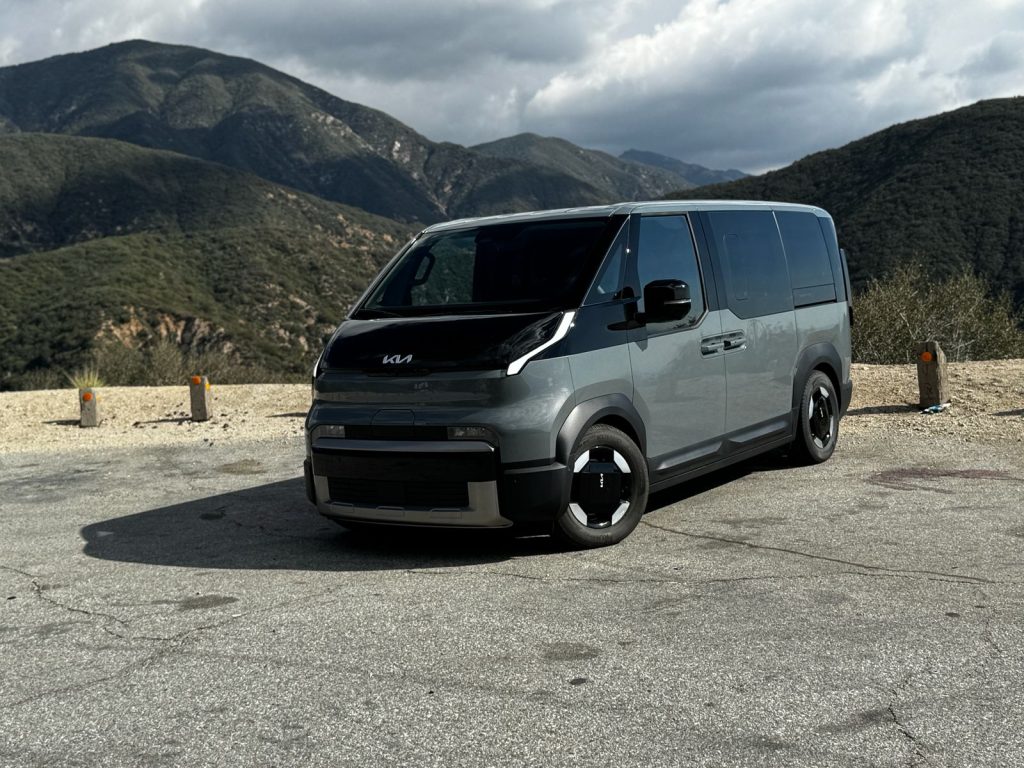 BMW iX3, Hyundai Palisade y Nissan Leaf, finalistas para el World Car Award 2026 19 kia pv5