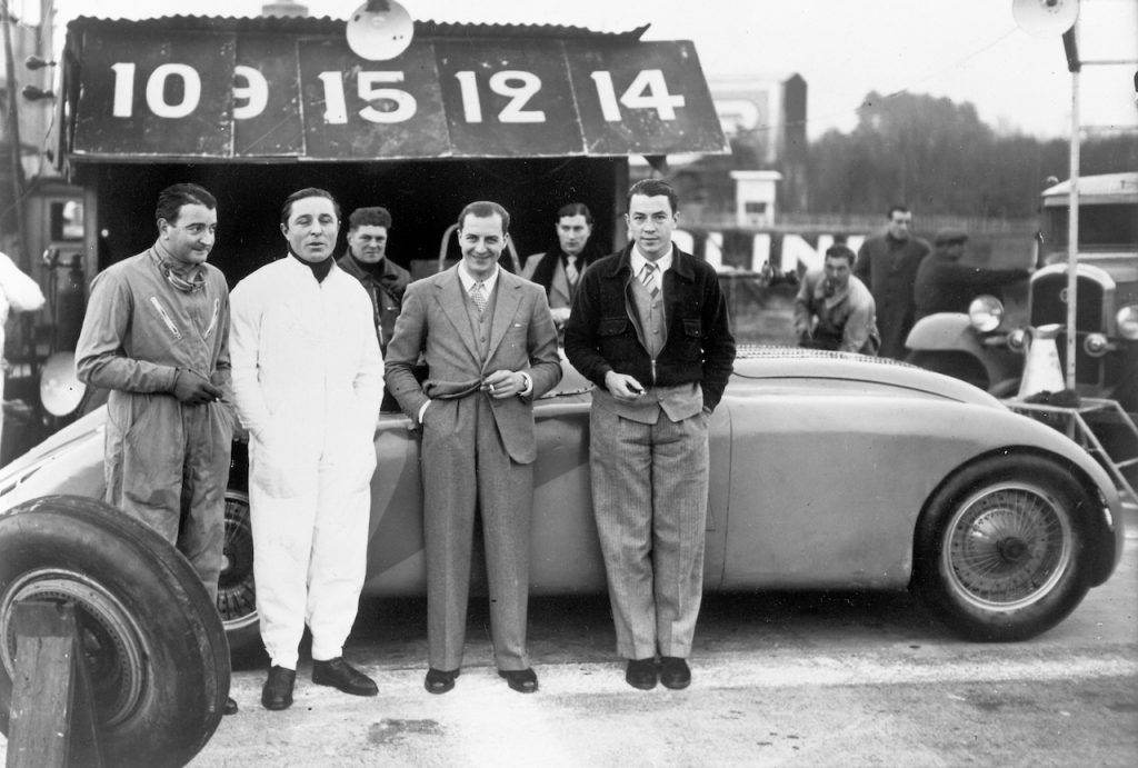 AUTOS MALDITOS BUGATTI AUTOANALITICA 05