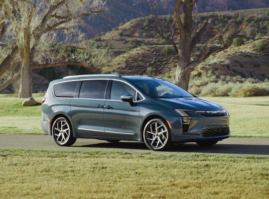 Chrysler pacifica 2027 autoanalitica 03