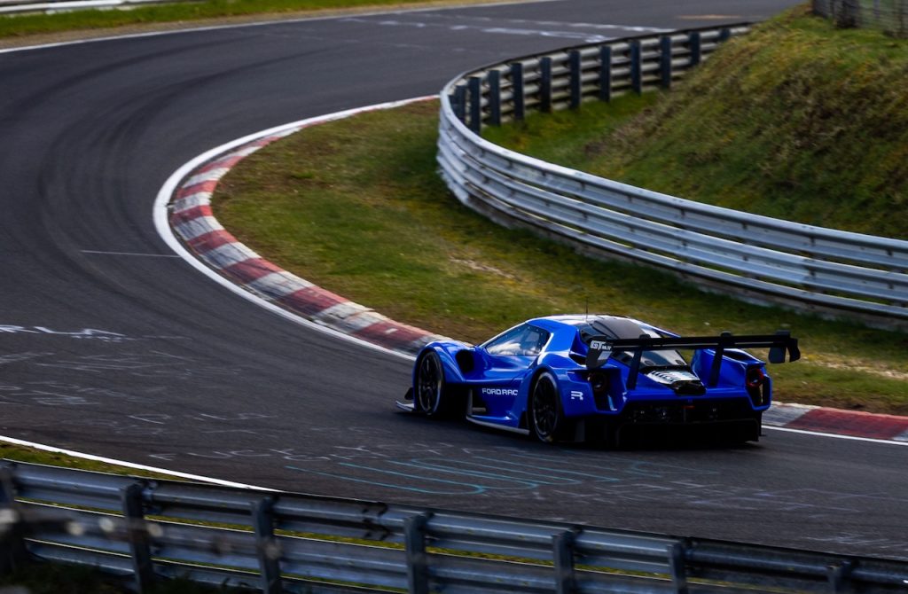 Ford GT MK IV conquista Nürburgring, el Infierno Verde 2 Ford GT Mk IV Nurburgring autoanalitica 02