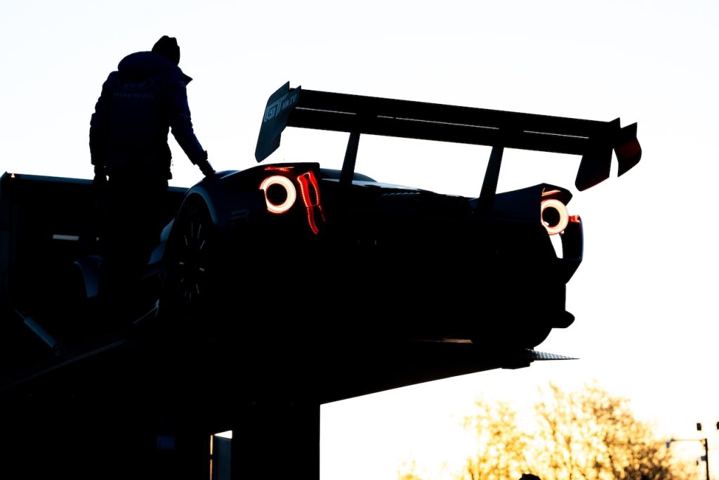 Ford GT MK IV conquista Nürburgring, el Infierno Verde 9 Ford GT Mk IV Nurburgring autoanalitica 06