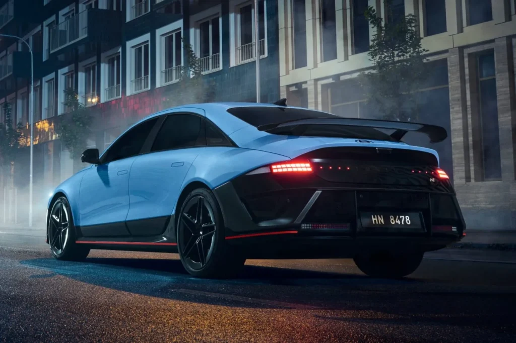 BMW iX3 es el World Car of the Year 2026 18 Hyundai Ioniq 6N performance car 06.jpeg